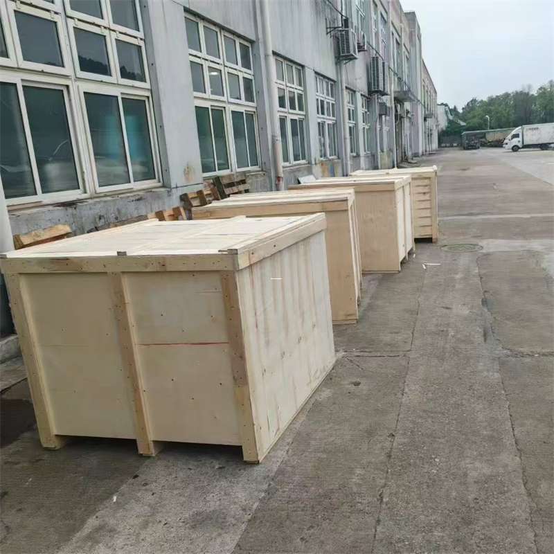 潮南区尼勒克县：物流专线的高效货运之旅