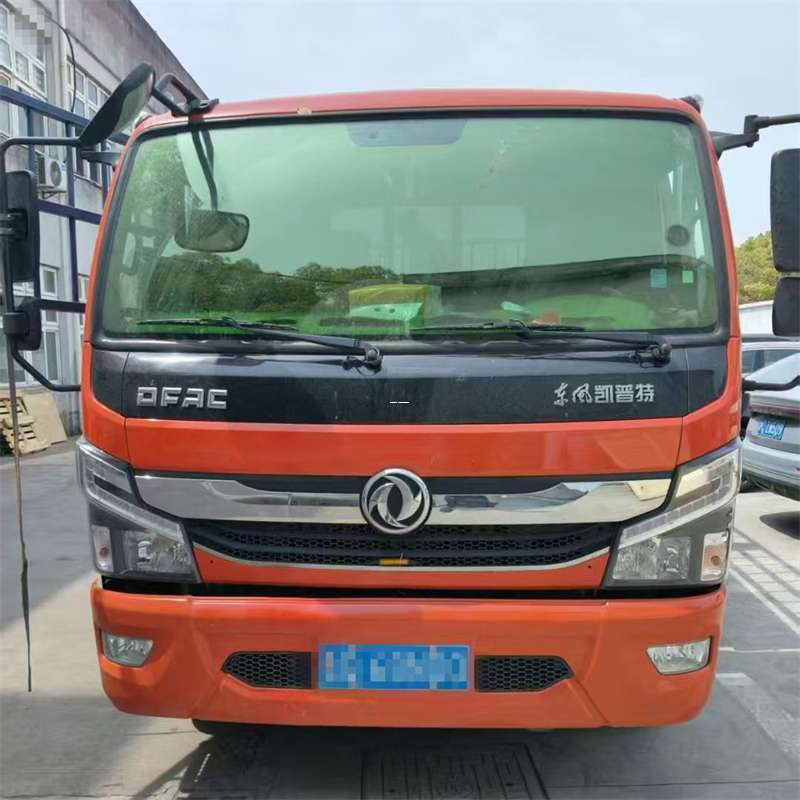 潮南区白朗县进仓物流：专线直达的多元货运探索